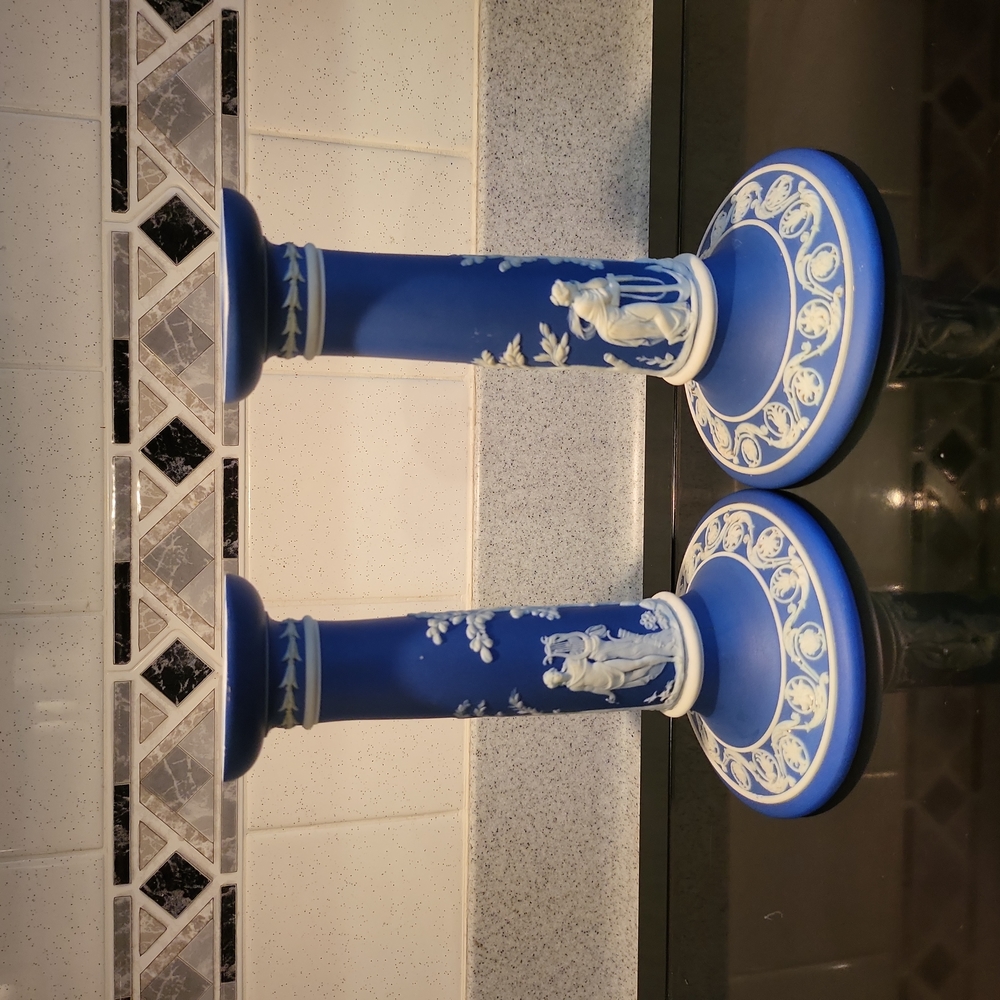 Pair of Dark Blue Wedgwood Jasperware Candlesticks Candle Holders 7 3/4"